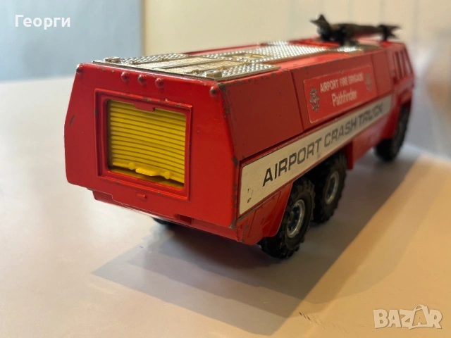 Corgi Метално камионче пожарна, снимка 11 - Колекции - 53923458