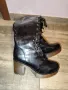 Дамски ботуши лачени, снимка 2