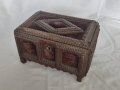 Дървена кутия от 19-ти век, снимка 1 - Други ценни предмети - 39313087