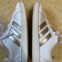 Обувки Adidas , снимка 2 - Други - 37075535