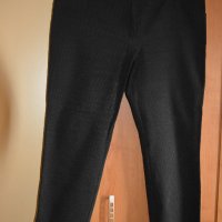 Пролетно-есенен черен панталон на бежови точки, снимка 1 - Панталони - 42860080