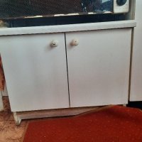 Шкаф за печка с термоплот , снимка 1 - Шкафове - 42797439