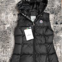 Moncler дамски елек/грейка висок клас реплика, снимка 1 - Елеци - 44412384