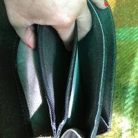 Дамска италианска малка черна чанта естествена кожа дълга дръжка, снимка 6 - Чанти - 34944261