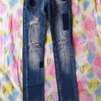 Дамски дънки панталони ХС_С размер Скъсани дънки , снимка 2 - Дънки - 30981697