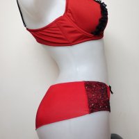 Червени бикини с черна дантела М размер, снимка 6 - Бельо - 35166434