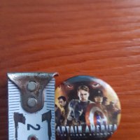 Капитан Америка Първият отмъстител значка, снимка 2 - Колекции - 31549122