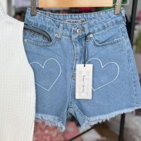 Дамски къси панталони в синьо със сърца, снимка 2 - Къси панталони и бермуди - 37153950