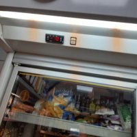 Минусова хладилна витрина с два компресора, снимка 3 - Витрини - 44312128
