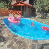 Стаи за гости в къща"Ванеса"с басейн в Трявна , снимка 2 - Уикенд почивки и екскурзии - 37394344