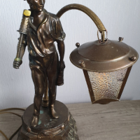 Стара настолна лампа, снимка 2 - Антикварни и старинни предмети - 44920164