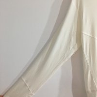 Марков еластичен суичър с качулка и джобове в бяло, снимка 2 - Суичъри - 30569622