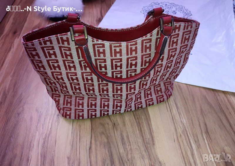 Дамска малка чанта в червено , снимка 1