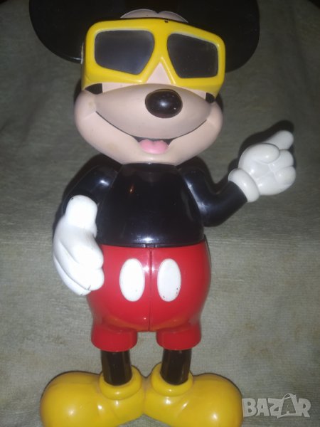 Оригинална 1999 Disneyland Paris McDs Mickey Mouse with viewfinder , снимка 1