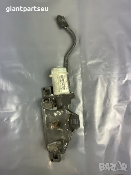 Брава за БАГАЖНИК BMW БМВ Е61 489051060, снимка 1