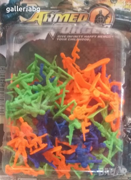 Комплект с много фигурки на малки войници , снимка 1