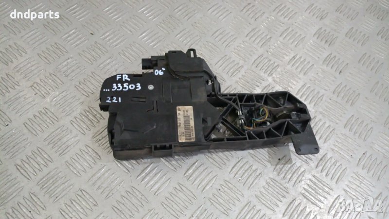 Основа дръжка Mercedes S-Class W221 2006г.(предна дясна)	, снимка 1