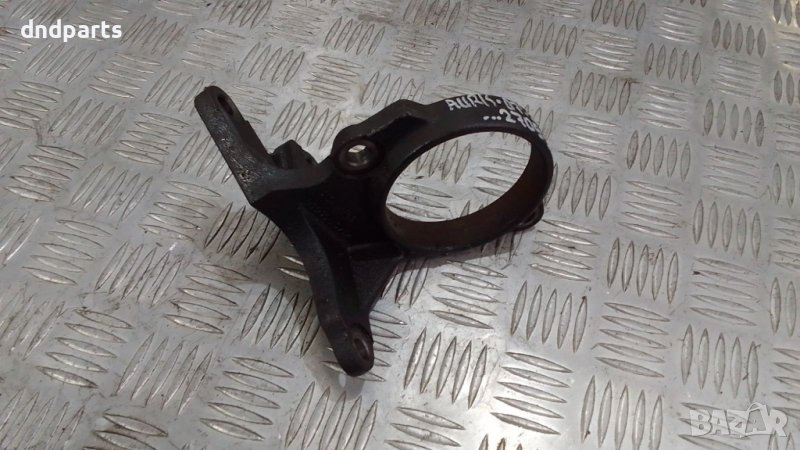 Държач дясна полуоска Toyota Auris 2.0D4D 126кс.2007г.	, снимка 1