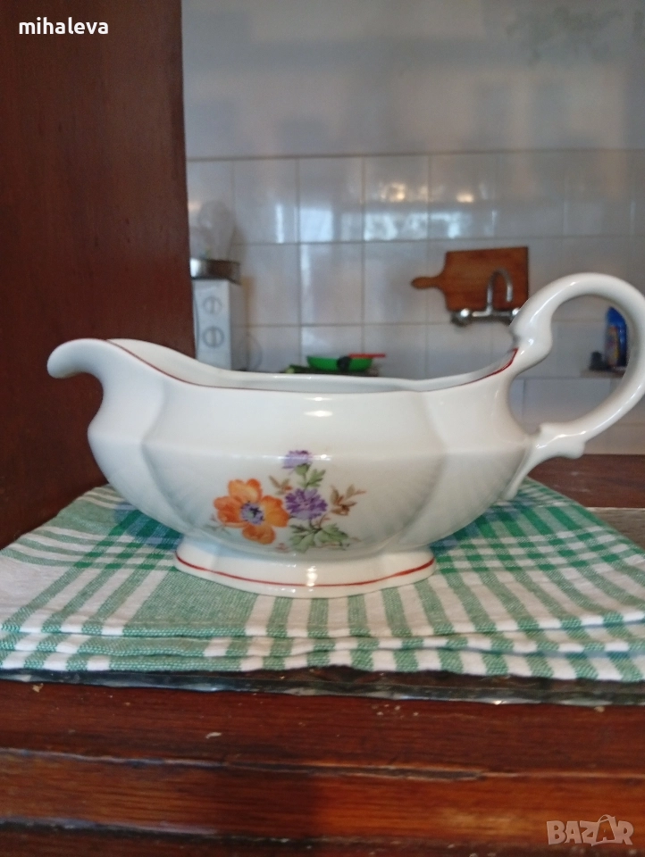 продава сосиера, снимка 1