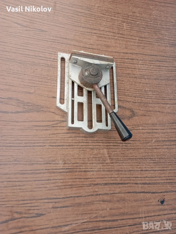 Менгеме за стойка за бормашина , снимка 1