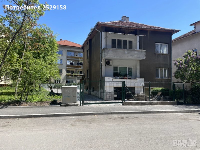 Многостаен Изток за строителни работници, снимка 1