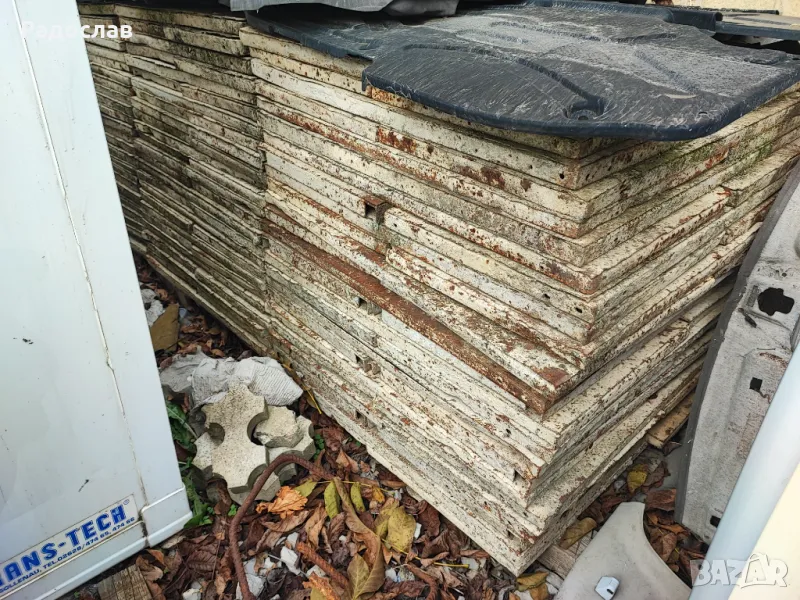 Метални кофражни платна 50/100 около 150 броя, снимка 1