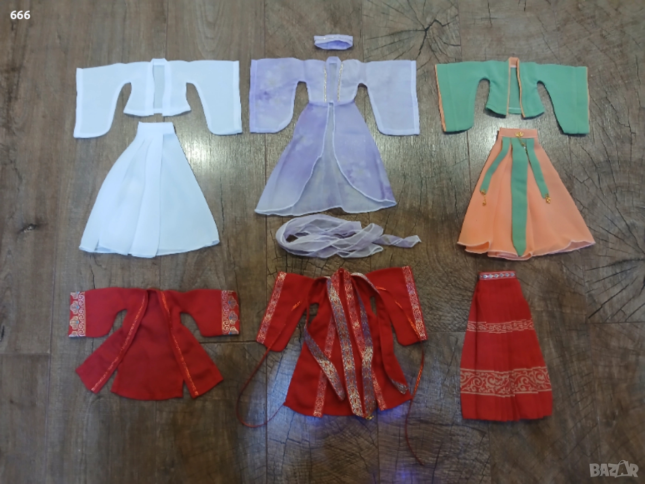 Дрешки за кукли , фигурки, плюшени играчки и др., снимка 1