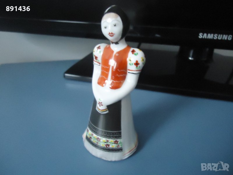 Порцеланова фигурка статуетка Унгария, снимка 1