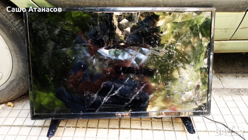CROWN 32291 със счупена матрица ,17MB55 ,17IPS62 ,VES3 15WNDB-2D-N13 ,HV320WHB-N50 ,17LD166, снимка 1