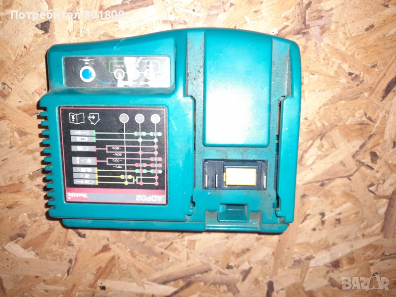 Зарядно Макита , снимка 1