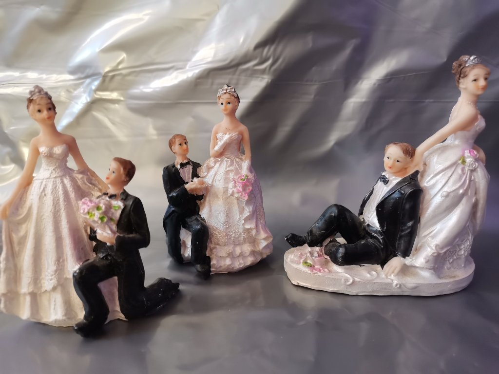 Сватбена фигурка на младоженци за връх на сватбена торта ТОПЕР в Декорация  в гр. Ямбол - ID30280272 — Bazar.bg