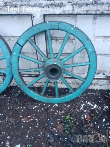 Колела от каруца, снимка 2 - Декорация за дома - 52671500