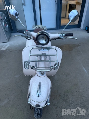 Скутер Vespa, снимка 4 - Мотоциклети и мототехника - 53242173