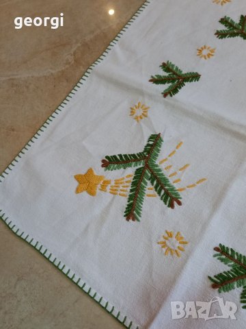 Коледна везана покривка 90х90  10/3, снимка 4 - Покривки за маси - 38778453