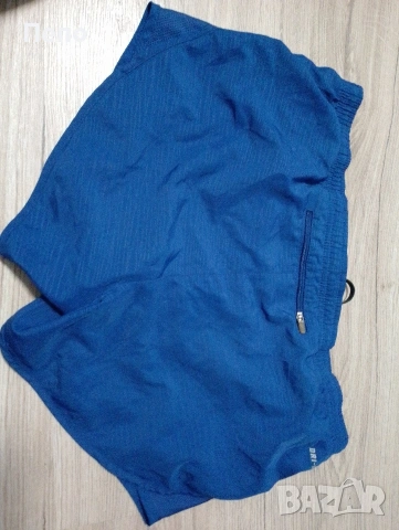 Гащи Nike, снимка 4 - Къси панталони и бермуди - 54173694
