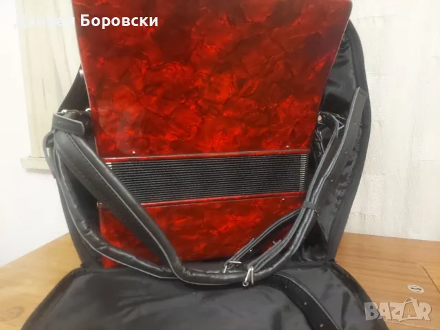 Акордеон Irin / Ирин с 48 баси като нов, снимка 6 - Акордеони - 49937518
