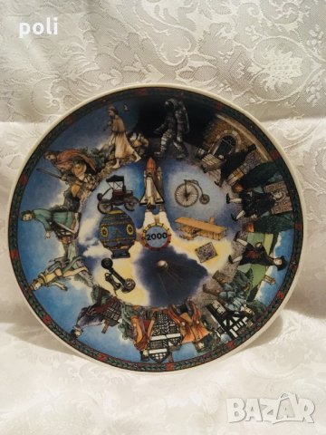 колекционерска декоративна порцеланова чиния за стена 