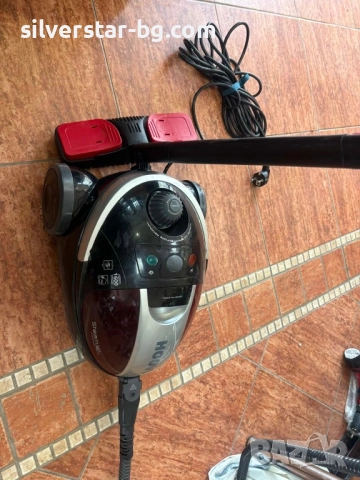 Перяща прахосмукачка пароструйка Hoover