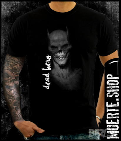 Тениска с щампа BATMAN DEAD HERO