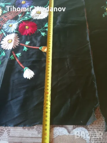 Бродирана калъфка за възглавница - 2 броя., снимка 6 - Антикварни и старинни предмети - 47589470