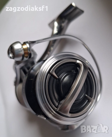 Abu Garcia Zenon 2000SH, снимка 2 - Макари - 52416393