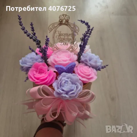 Картонена кутия с ароматни сапунени цветя , снимка 6 - Декорация за дома - 49957057