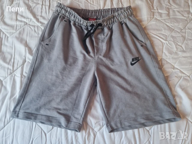 Екип Найк размер L, снимка 4 - Спортни дрехи, екипи - 50989565