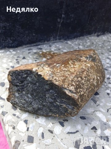 Метеорити,2 броя, истински , снимка 2 - Други ценни предмети - 40835646