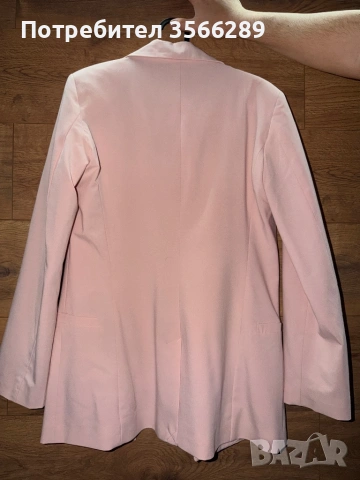 Дамско сако bershka , снимка 2 - Сака - 53900987