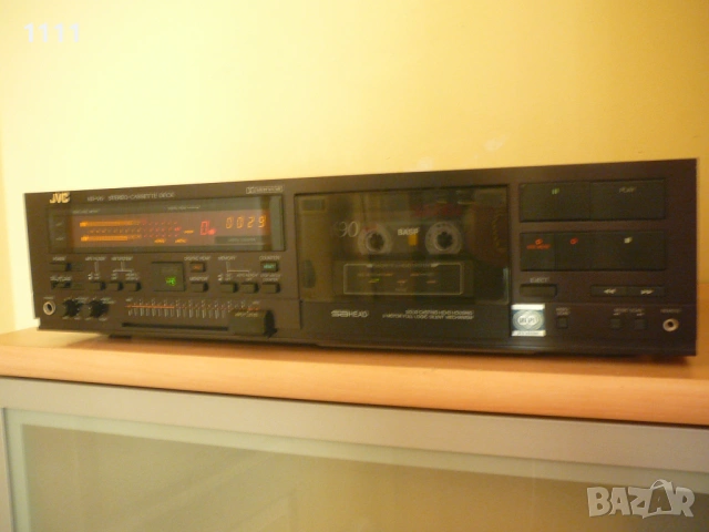 JVC KD-V6, снимка 3 - Ресийвъри, усилватели, смесителни пултове - 53044773