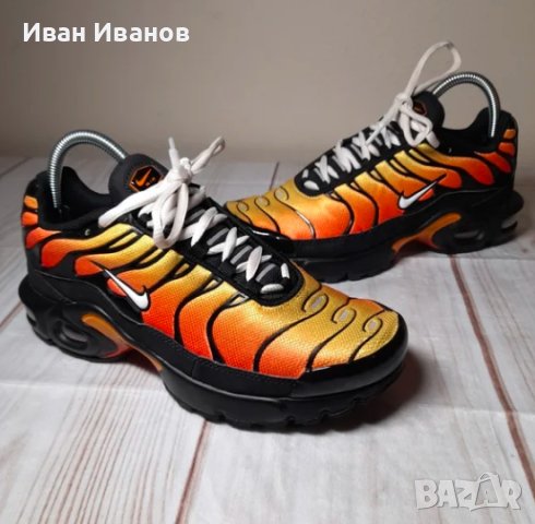 оригинални маратонки  Nike Air Max Plus Black Habanero Red номер 38, снимка 1 - Маратонки - 40672421
