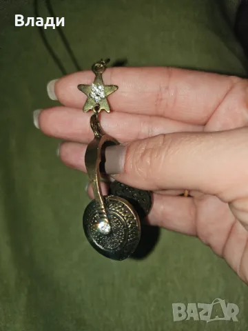 Дамски синджир dj слушалки, снимка 2 - Колиета, медальони, синджири - 47997393