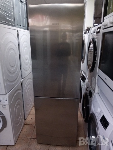 Иноксов комбиниран хладилник с фризер Сименс Siemens А+++ с две години гаранция!