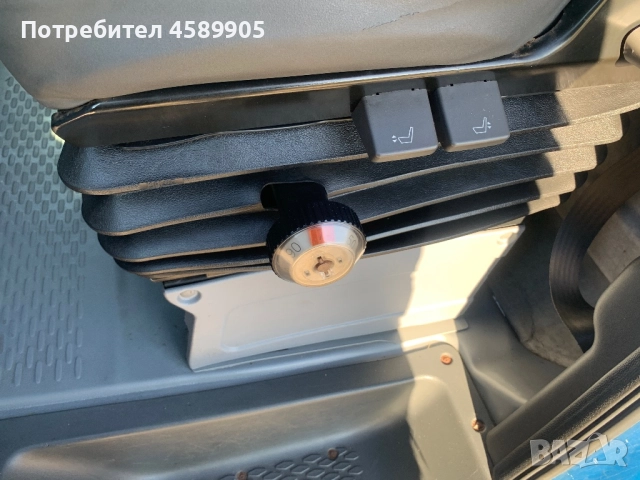 Седалка на Килограми + Подлакътник + Подгрявяне за Iveco Daily/Ивеко, снимка 5 - Части - 52802537
